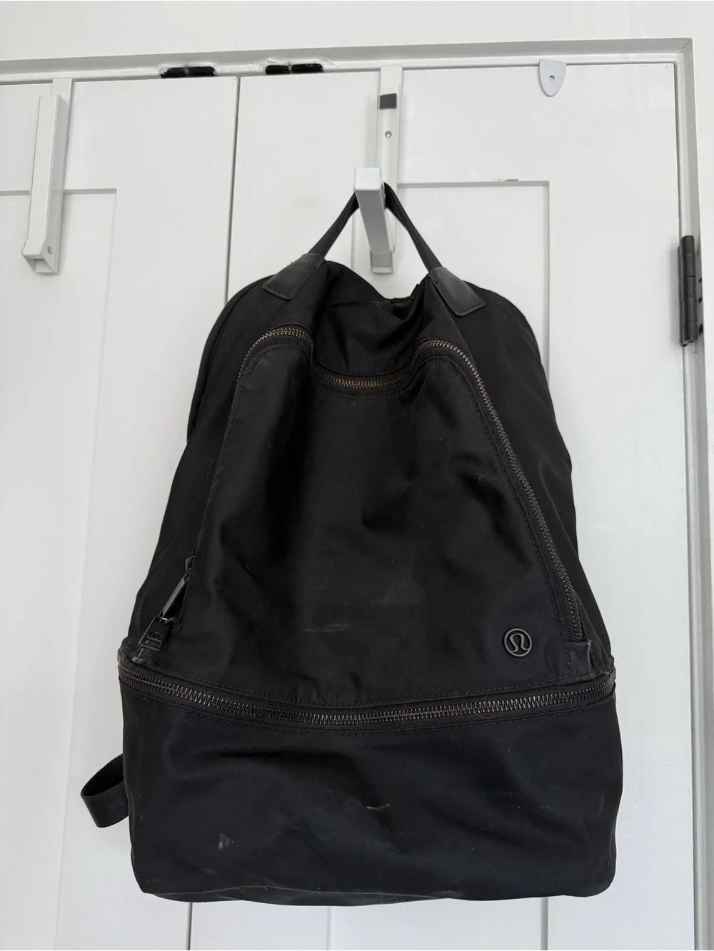 lululemon athletica black city adventure backpack